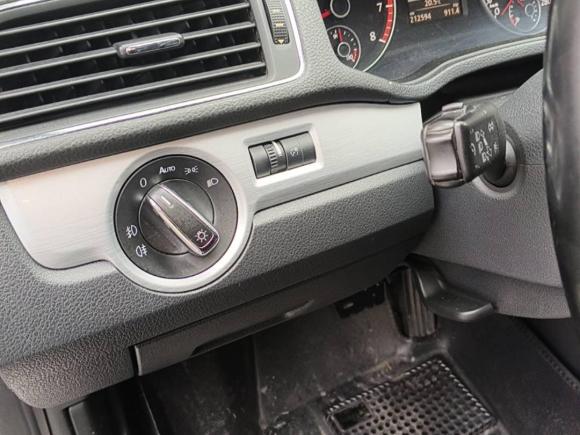 [宁波·浙B] 二手大众帕萨特2013款 1.8TSI DSG御尊版