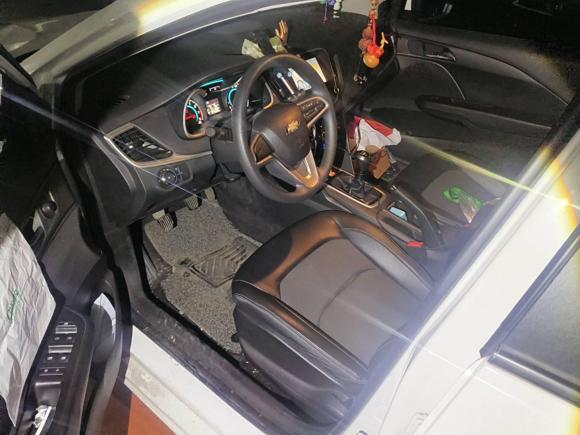 [南京·苏A] 二手雪佛兰科沃兹2016款 1.5L 手动欣悦版