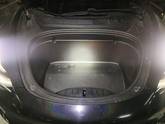 [青岛·鲁B] 二手特斯拉Model 32020款 标准续航后驱升级版