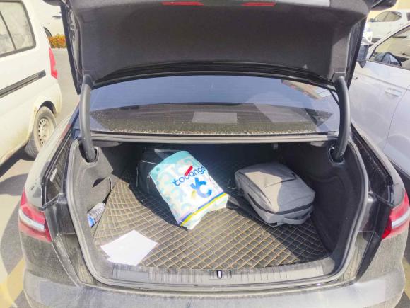 [青岛·鲁F] 二手奥迪奥迪A6L2021款 45 TFSI 臻选动感型