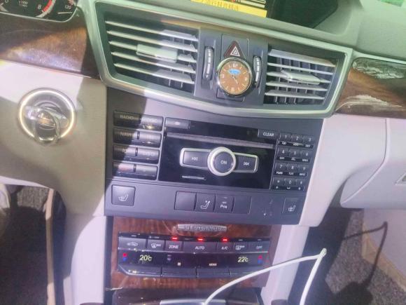 [深圳·粤B] 二手奔驰奔驰E级2012款 E 300 L 优雅型