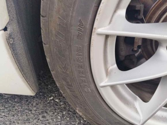 [成都·川G] 二手宝马宝马3系2011款 318i 领先型