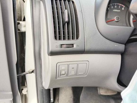 [上海·浙A] 二手现代悦动2011款 1.6L 自动舒适型