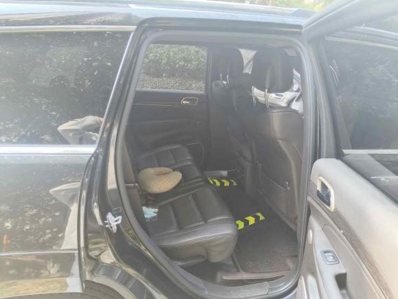 [无锡·苏B] 二手Jeep大切诺基2014款 3.6L 旗舰尊悦版