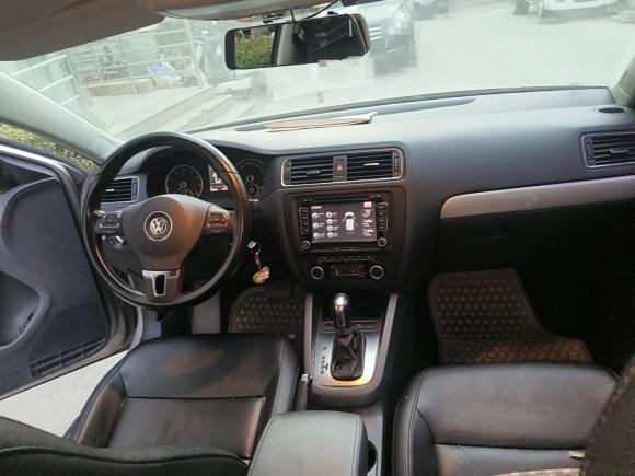 [青岛·鲁B] 二手大众速腾2014款 改款 1.4TSI 自动豪华型