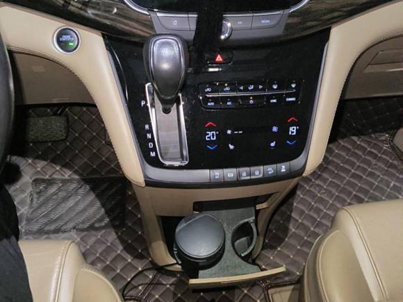 [成都·川A] 二手别克别克GL82018款 ES 28T 豪华型 国VI