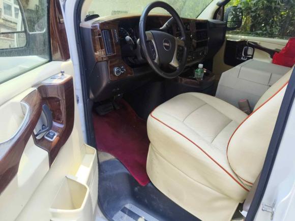 [济南·鲁A] 二手GMCSAVANA2011款 6.0L 商务之星7座