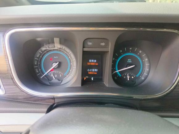 [成都·川A] 二手别克别克GL82011款 3.0L GT豪华商务豪雅版