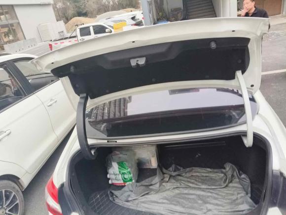 [杭州·浙A] 二手标致标致4082015款 1.2T 自动豪华版