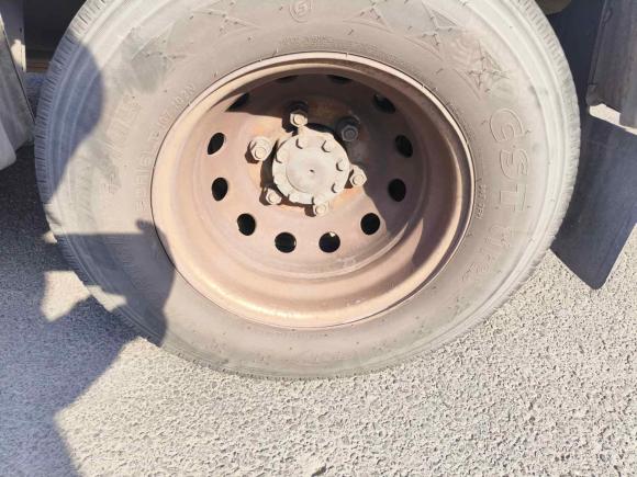 [杭州·浙A] 二手依维柯依维柯褒迪2013款 2.5T-V39 箱货高顶