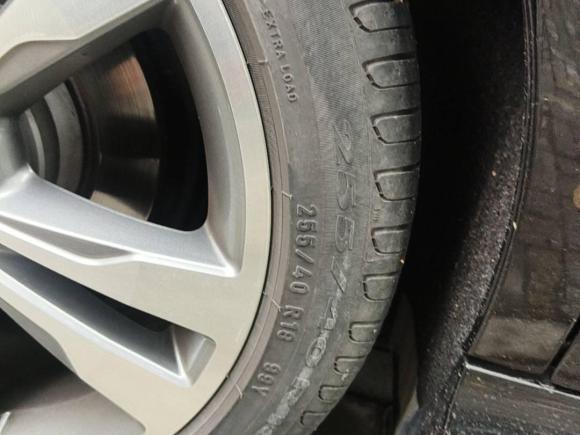 [无锡·苏B] 二手奔驰奔驰E级2014款 E 300 L 运动豪华型