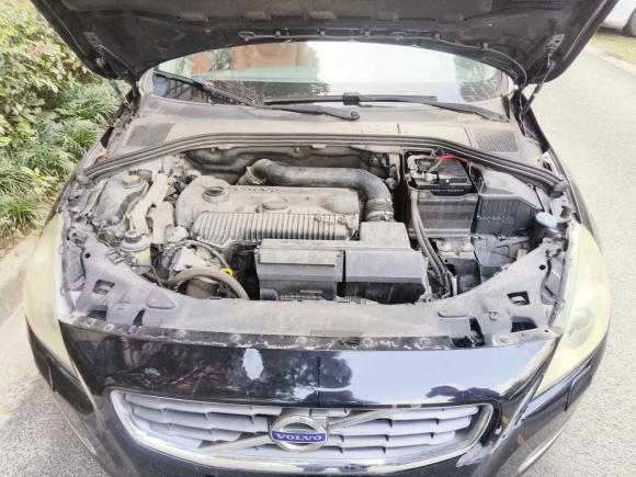 [上海·沪A] 二手沃尔沃沃尔沃V602013款 T5 智雅版