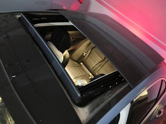 [广州·湘A] 二手奔驰奔驰C级2019款 C 260 L 运动版