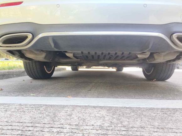 [上海·沪B] 二手奔驰奔驰E级2017款 E 300 L 运动时尚型