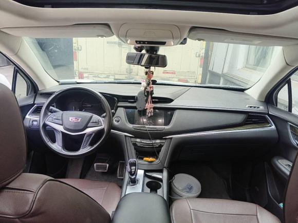 [无锡·苏B] 二手凯迪拉克凯迪拉克XT52016款 25T 豪华型