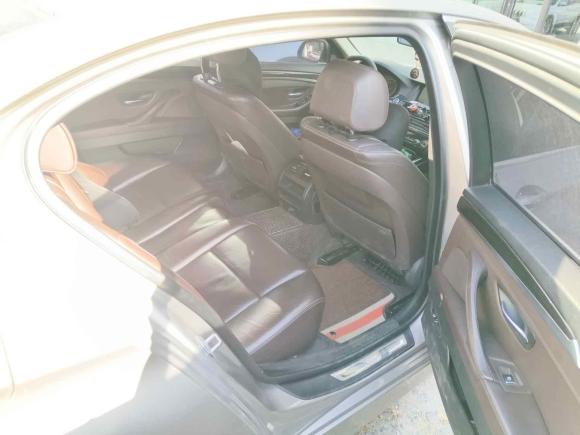 [青岛·鲁B] 二手宝马宝马5系2017款 525Li 豪华设计套装