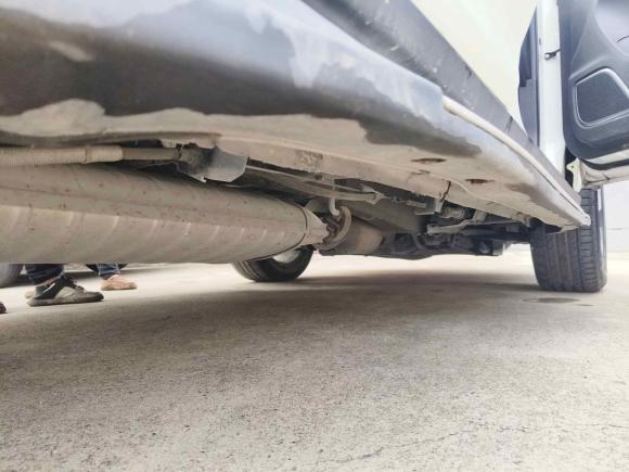 [上海·闽D] 二手比亚迪比亚迪S72016款 2.0T 自动尊贵型