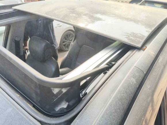 [广州·粤A] 二手现代格越2013款 2.2T 7座四驱舒适版