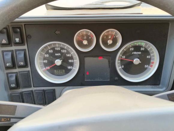 [武汉·鄂A] 二手依维柯依维柯得意2014款 2.8T-V35 NJ5044XXYQ3A43S4