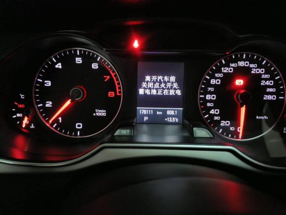 [上海·沪E] 二手奥迪奥迪A4L2013款 35 TFSI 自动技术型