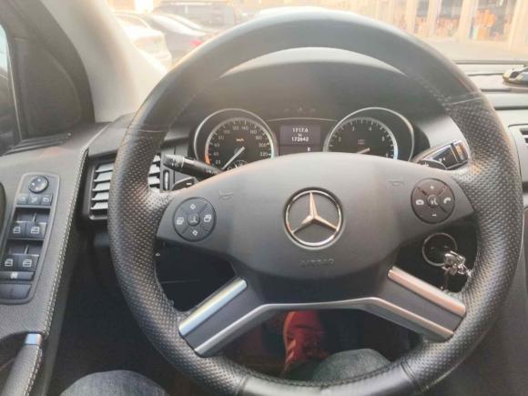 [义乌·浙G] 二手奔驰奔驰R级2017款 R 320 4MATIC 商务型臻藏版