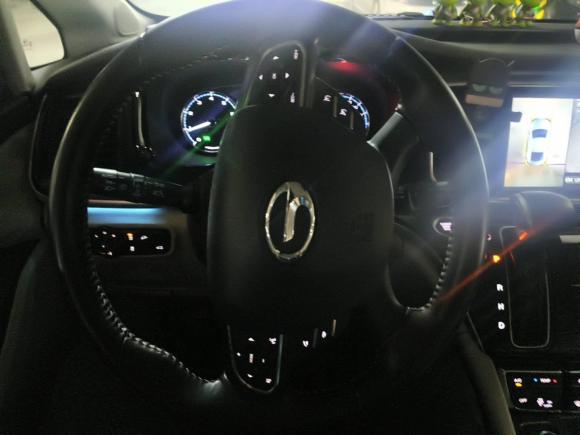 [上海·沪B] 二手广汽传祺传祺M82018款 320T 尊贵版