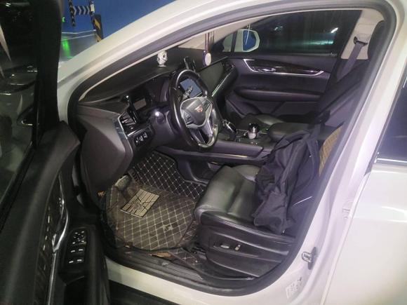 [成都·川A] 二手凯迪拉克凯迪拉克XT52016款 25T 豪华型