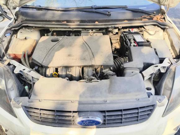 [成都·粤B] 二手福特福克斯2012款 两厢经典 1.8L 自动时尚型