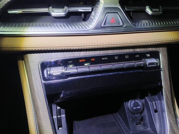 [深圳·粤B] 二手蓝电蓝电E52023款 1.5L DE-i 100KM臻享型 7座