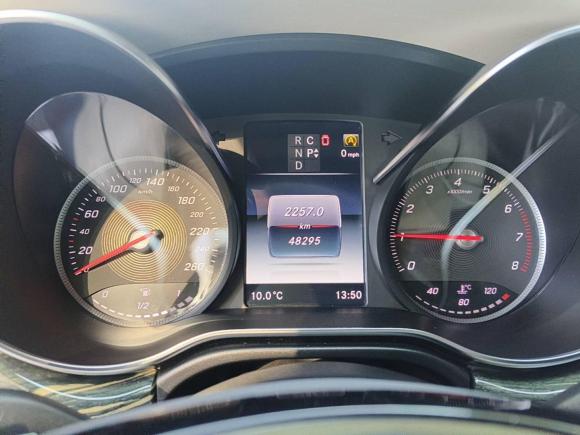 [南昌·赣A] 二手奔驰奔驰V级2018款 V 260 L 尊贵加长版 国VI