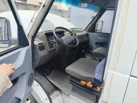 [上海·沪A] 二手依维柯依维柯得意2014款 2.8T-A35 NJ6494ACZ43S4