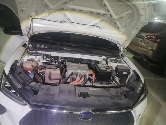 [深圳·粤B] 二手比亚迪比亚迪e32020款 高续航版 耀·豪华型