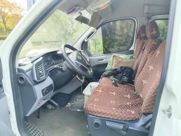 [无锡·苏B] 二手大通新途V802023款 2.0T AMT经典傲运通长轴中顶6/7/8/9座