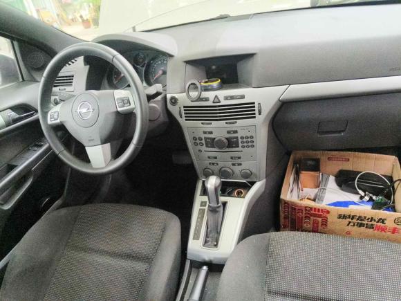 [上海·皖P] 二手欧宝雅特2007款 1.8 GTC全景风挡版