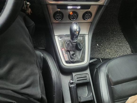 [苏州·苏E] 二手大众朗逸2013款 1.6L 自动豪华版