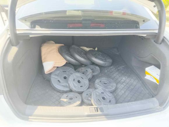 [济南·鲁S] 二手奥迪奥迪A4L2015款 35 TFSI 自动标准型