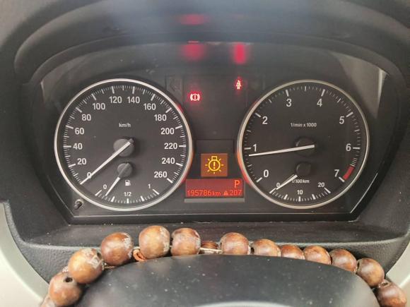 [成都·川G] 二手宝马宝马3系2011款 318i 领先型