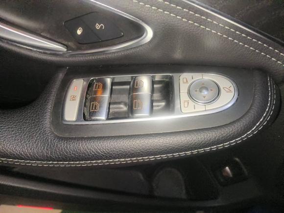 [苏州·苏E] 二手奔驰奔驰C级2016款 C 180 L 运动型