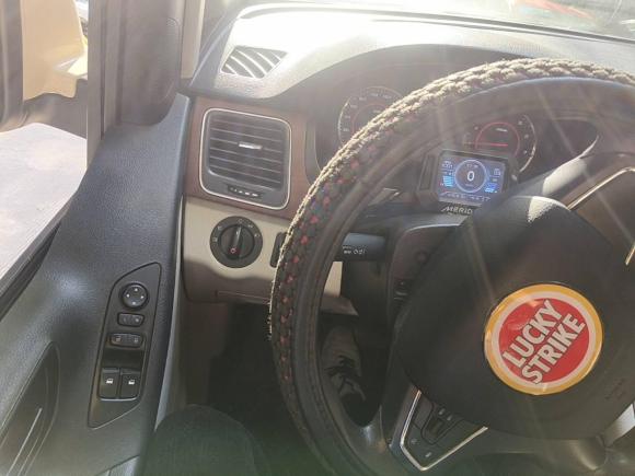 [成都·川A] 二手上汽大通MAXUS大通G102016款 2.0T 自动精英版