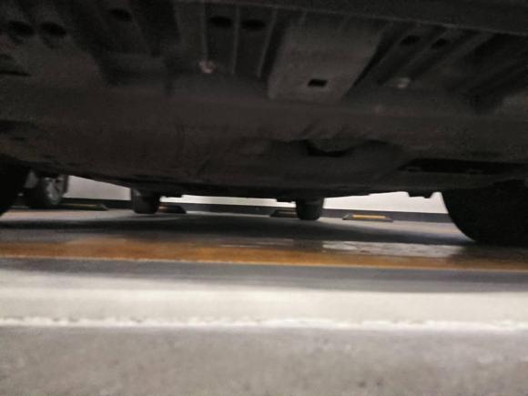 [广州·粤A] 二手丰田雷凌2016款 双擎 1.8H GS E-CVT精英天窗版