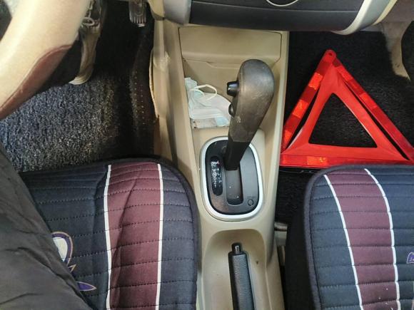 [杭州·浙A] 二手启辰启辰R502012款 1.6L 自动尊贵版