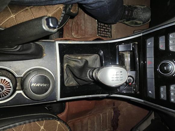 [西安·陕A] 二手哈弗哈弗H22017款 红标 1.5T 手动两驱精英型