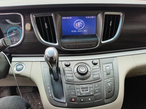 [成都·川A] 二手别克别克GL82011款 3.0L GT豪华商务豪雅版