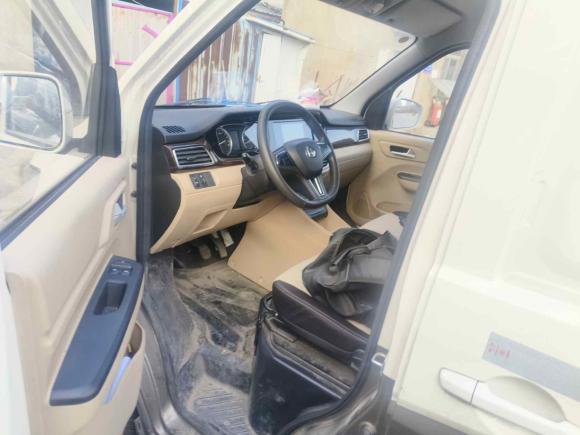 [武汉·鄂A] 二手长安跨越跨越星V7 EV2022款 标准型270km