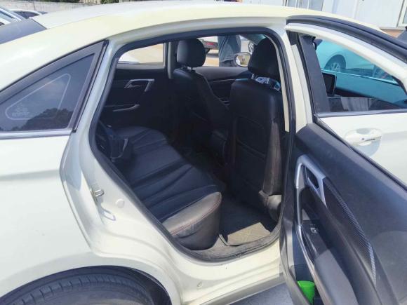 [上海·沪A] 二手北京汽车北京EU52018款 R500 智风版