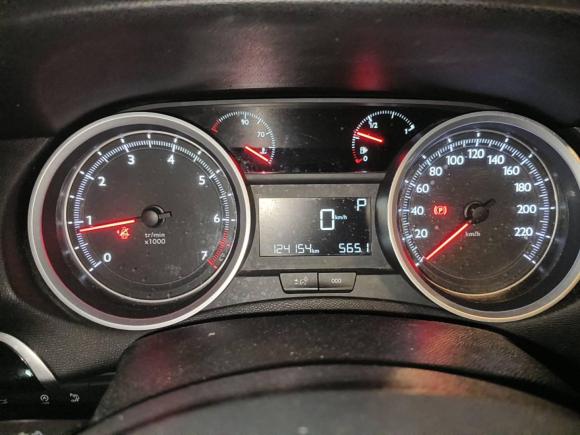 [济南·鲁A] 二手标致标致4082014款 1.8L 自动领先版