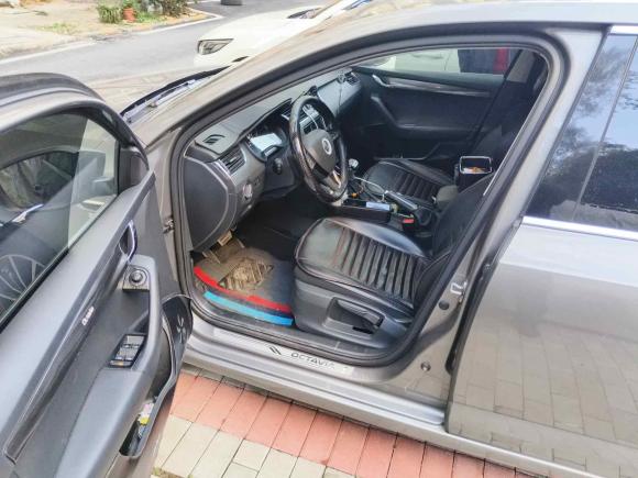 [武汉·鄂A] 二手斯柯达明锐2017款 1.6L 自动智行版