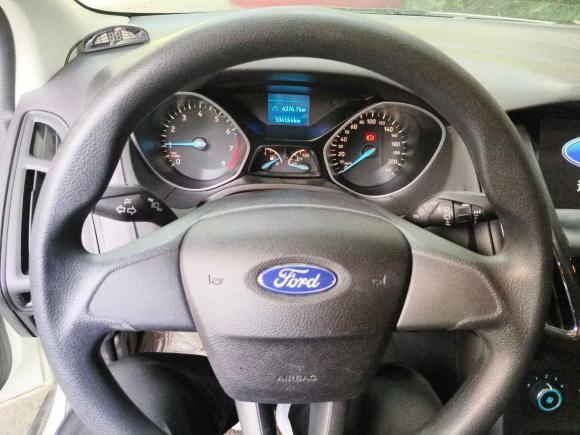 [无锡·苏B] 二手福特福克斯2017款 两厢 1.6L 手动舒适型智行版