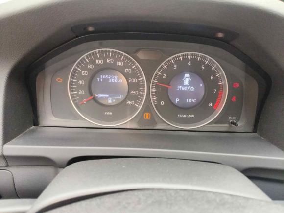 [南昌·赣A] 二手沃尔沃沃尔沃V602013款 T5 智尊版