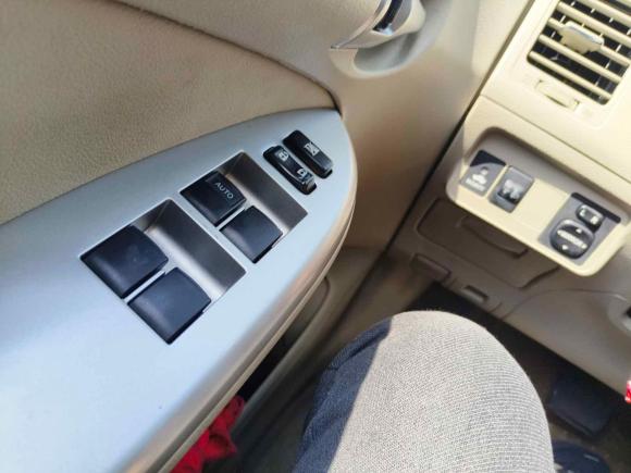 [上海·沪K] 二手丰田卡罗拉2011款 1.8L CVT GLX-i